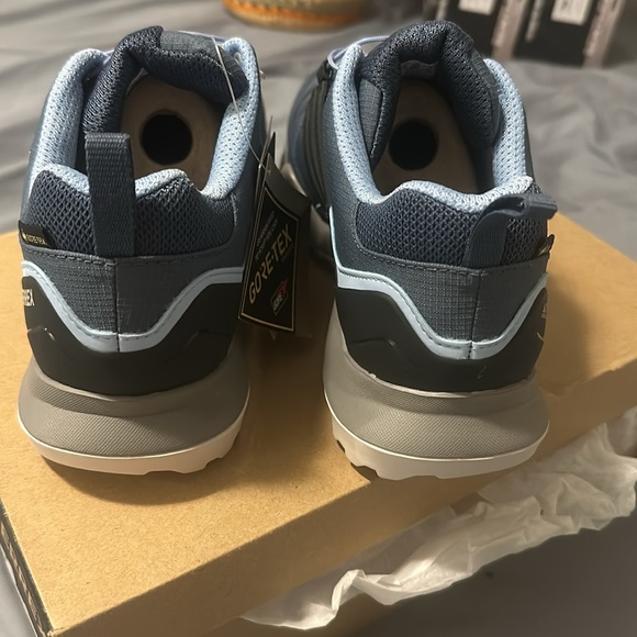 NIB Adidas TERREX SWIFT R2 GTX hiking shoe - Picture 5 of 8